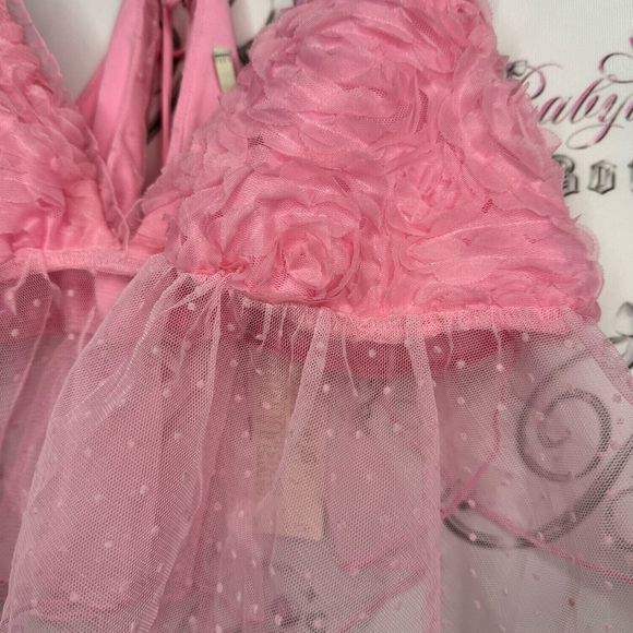 Kimchi blue tank top crop top pink mesh floral rose bust open keyhole back NWT - Picture 4 of 9